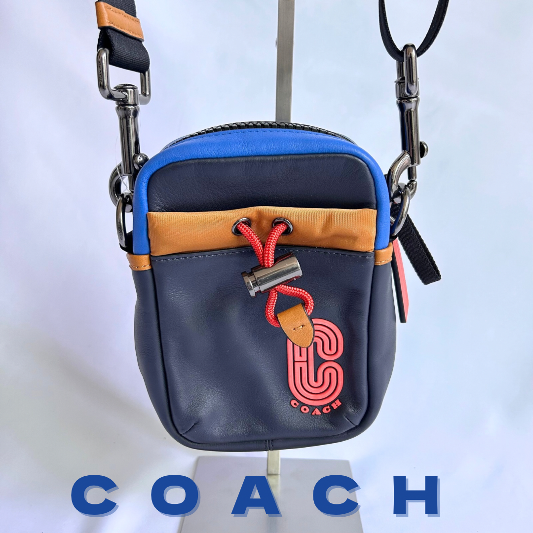 【未使用品】 COACH ショルダーバッグ メンズ  コンパクト レザー 斜め掛け 5629 Cロゴ ミニバッグ 斜め掛け バッグ