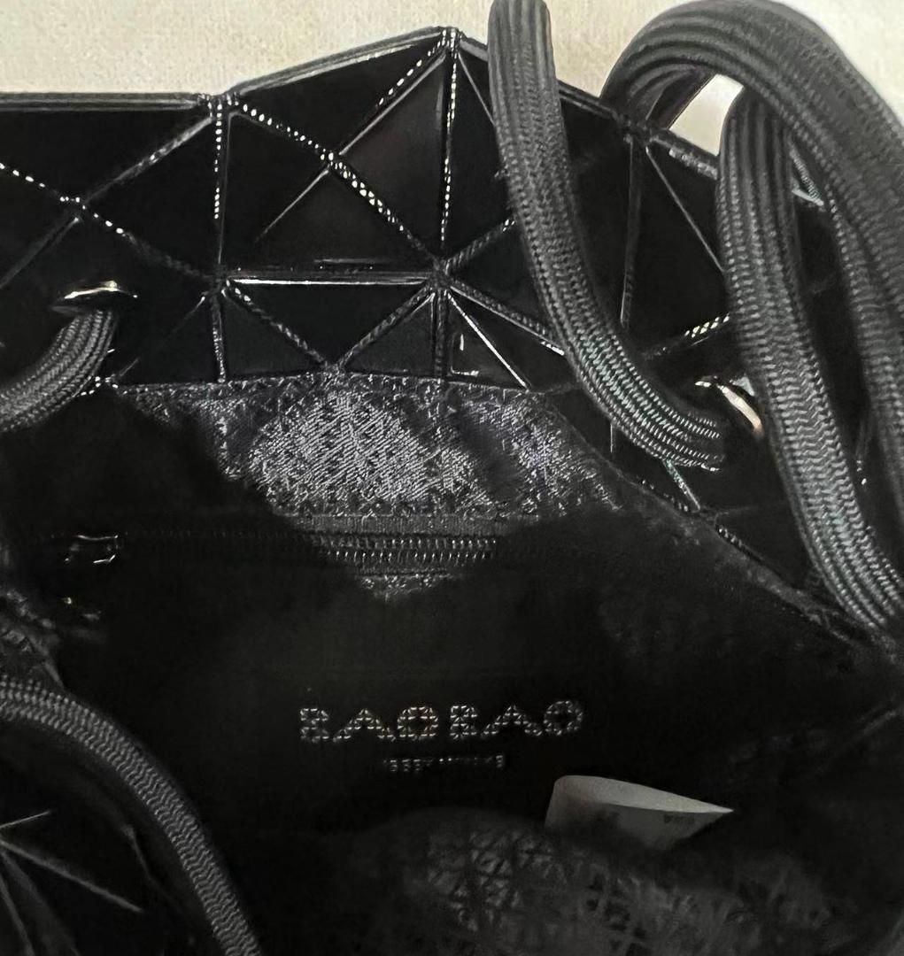 美品 バオバオ イッセイミヤケ 2wayハンドバッグ ショルダーバッグ ブラック BAO ISSEY MIYAKE BAOBAO ISSEYMIYAKE ピラミッド ショルダー