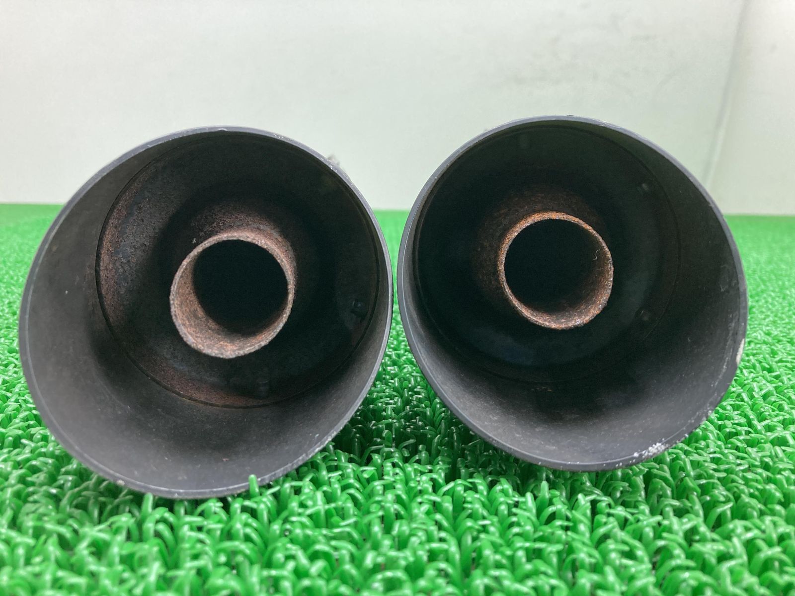 FLSTSB1580 サイレンサーマフラー 64727-08/64729-08 ハーレー 純正