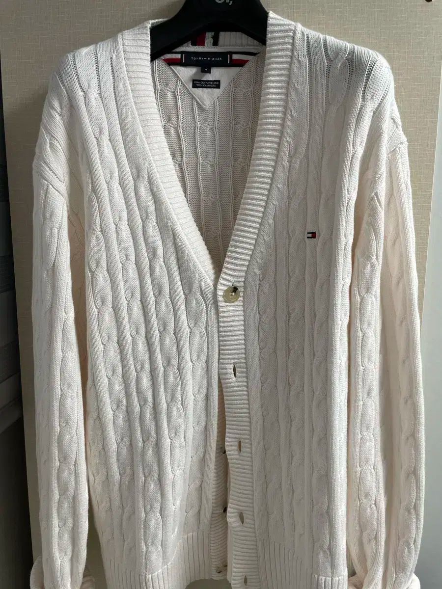 トミーヒルフィガー カーディガン アイボリー