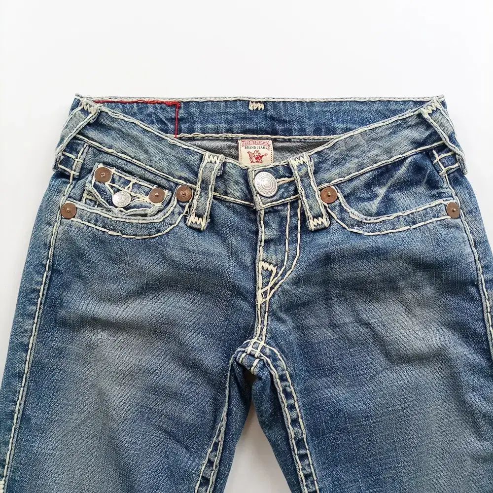 トゥルーレリジョン　TRUE RELIGION　ストレートデニム　27 True Religion トゥルーレリジョン USA 27 JOHNNY - メルカリ