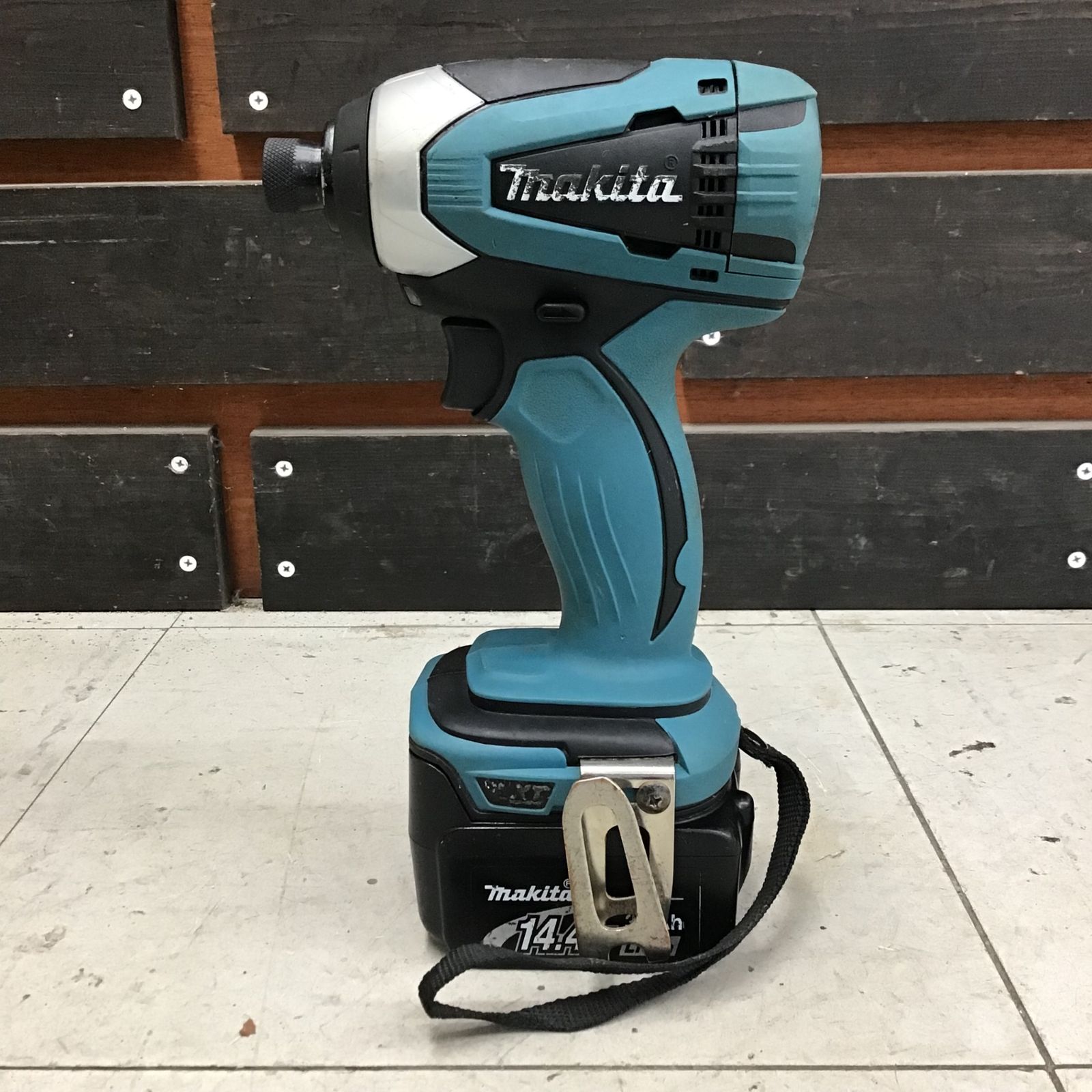 中古品】マキタ/makita コードレスインパクトドライバー TD134DRFX 