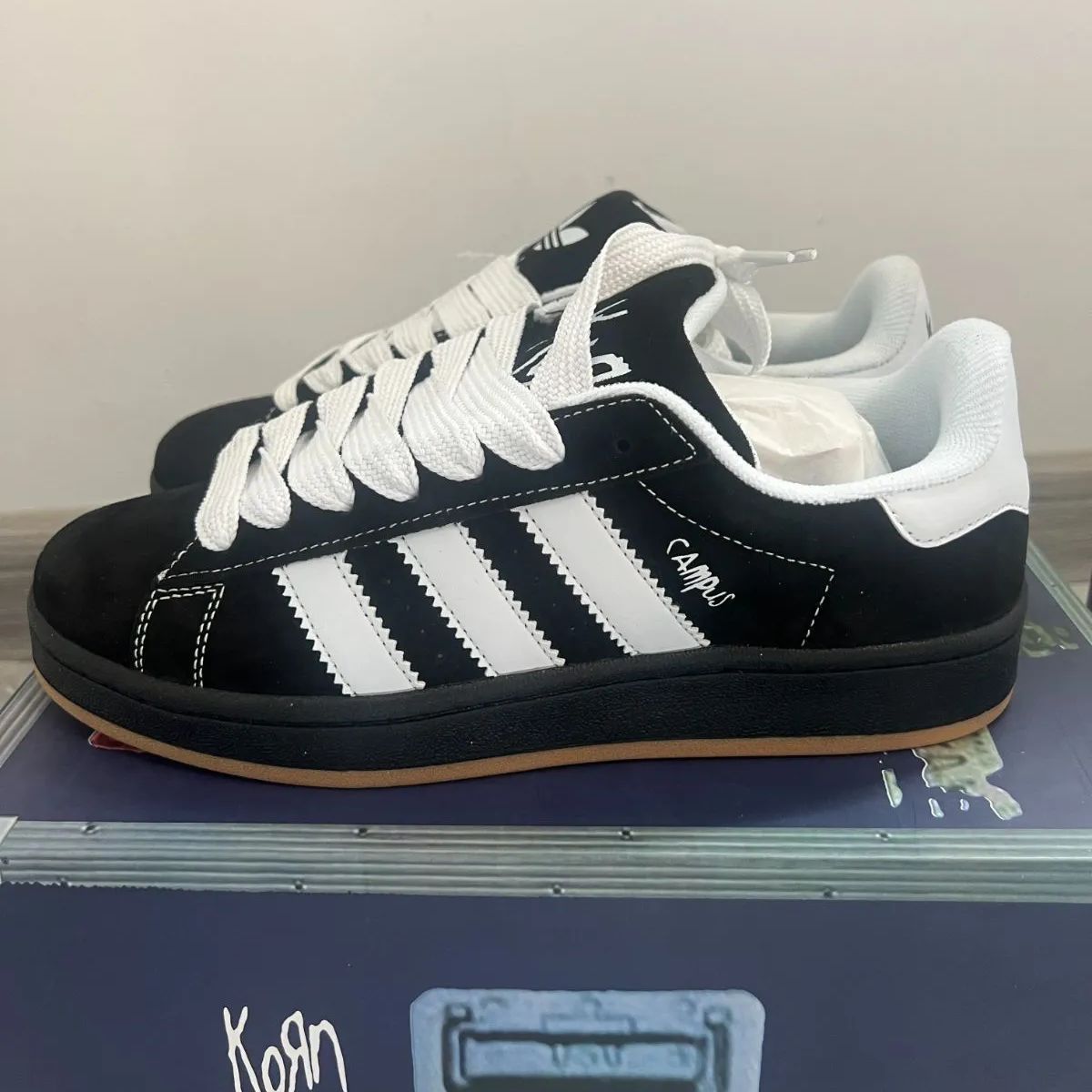 アディダス キャンパス00s  adidas  campus 00s