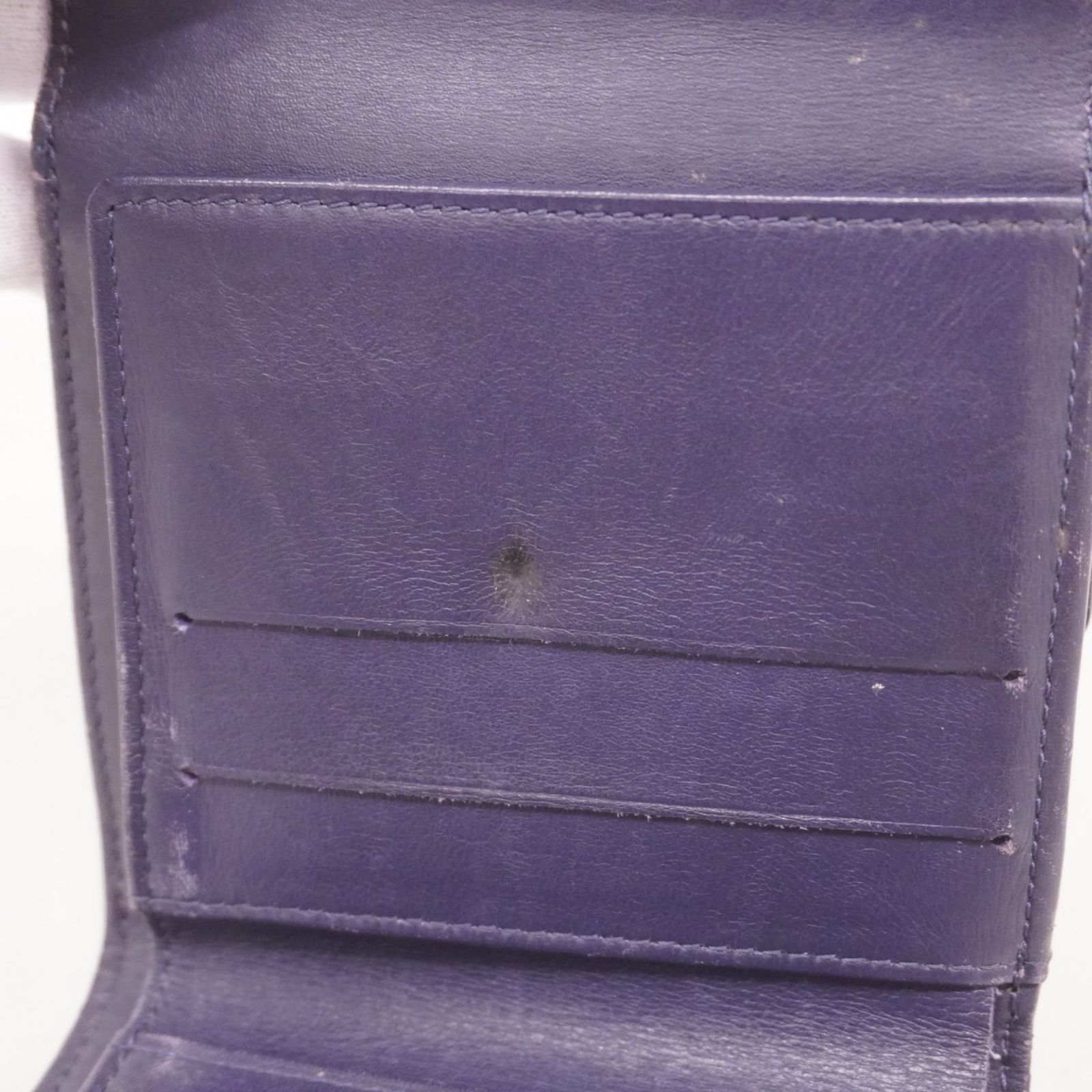 ヴェルニ ポルトモネビエカルトクレディ