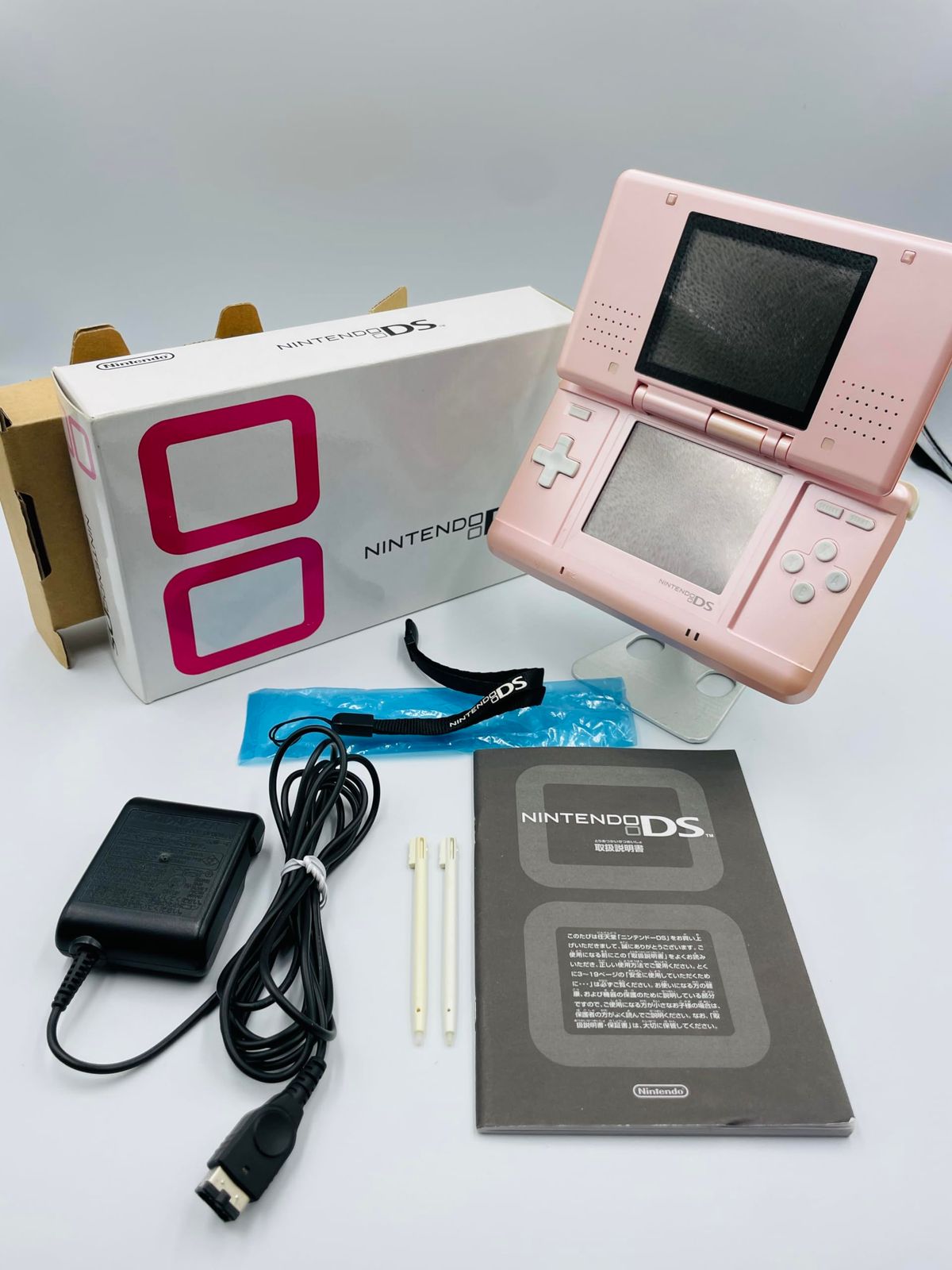 ニンテンドーDS キャンディピンク【メーカー生産終了】(中古品