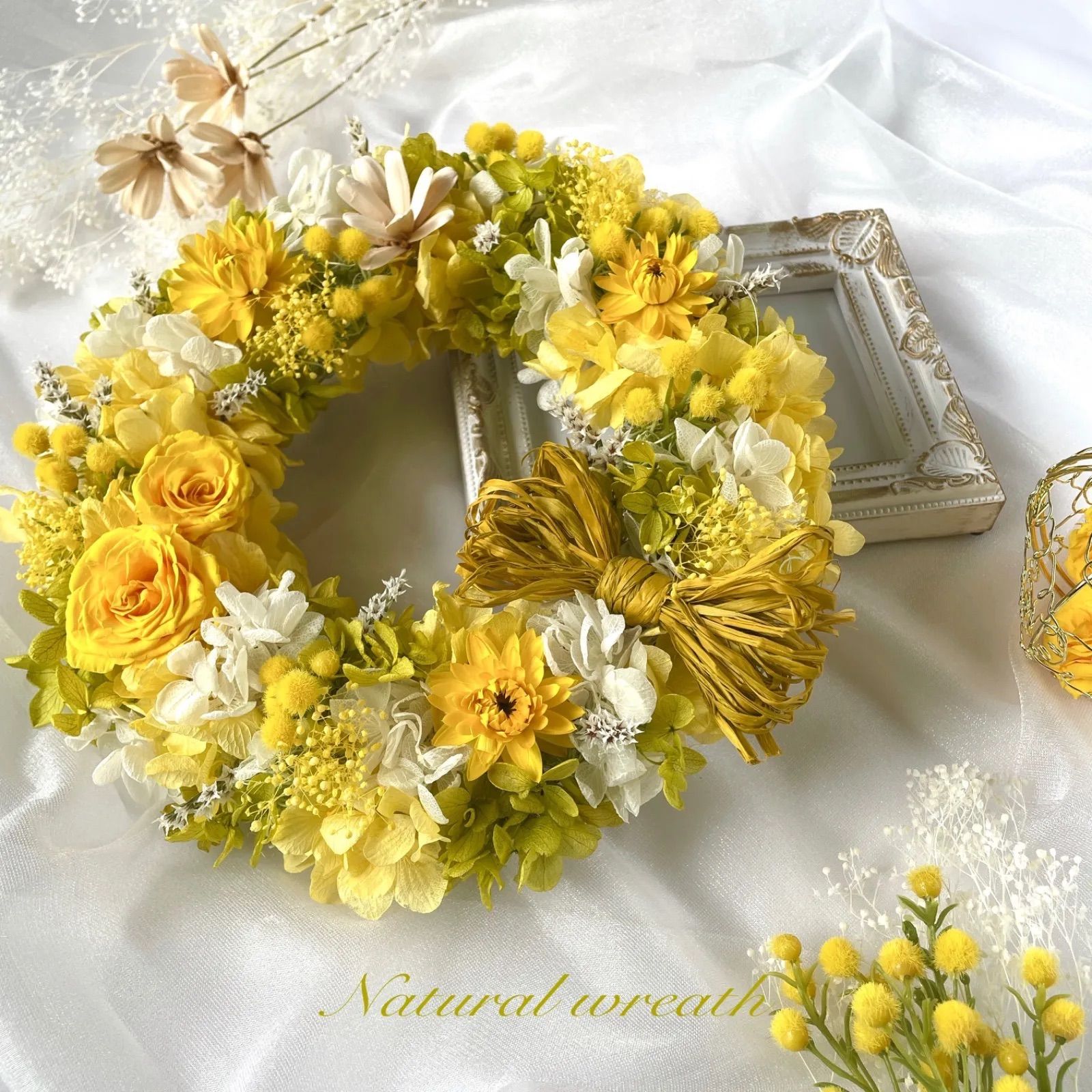 ミモザ＊薔薇＊プリザーブドフラワー＊ふんわり＊イエローリース＊ラフィアリボン