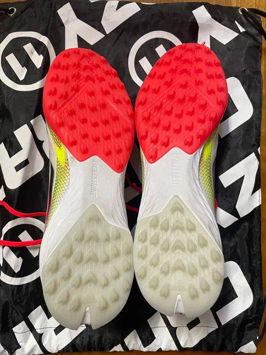 adidas アディダス F50 サッカーシューズ レッド|ホワイト 275mm