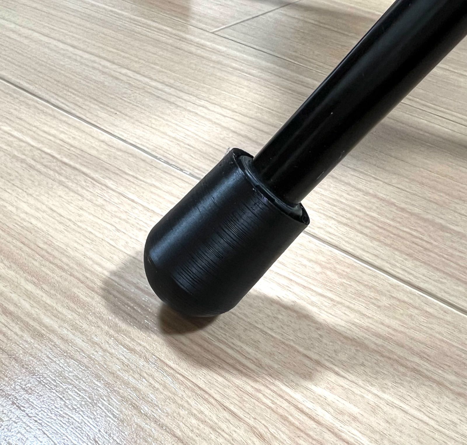 Helinox(ヘリノックス) タクティカル スウィベルチェア　脚カバー付 Amazon.co.jp: [THE PRODUCT] Helinox ヘリノックス チェア 脚