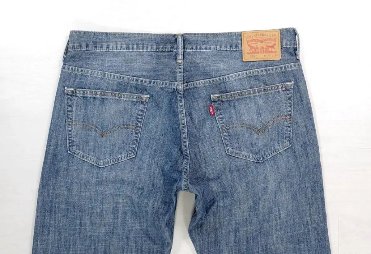 Levis569 W36 L30 デニム Levi's - リーバイス569 Levis W36 L30 ダークブルーデニム 青