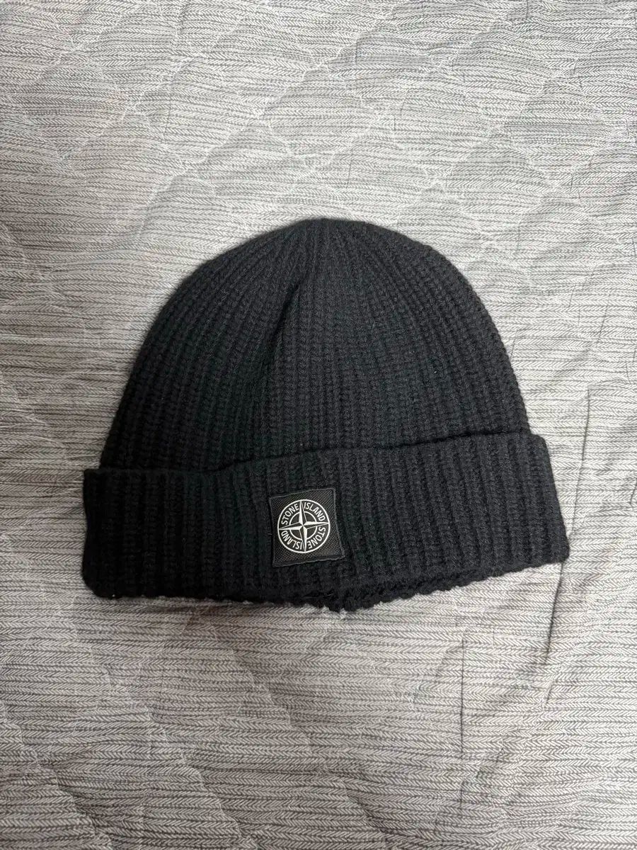 STONE ISLAND ストーンアイランド ビーニー ブラック