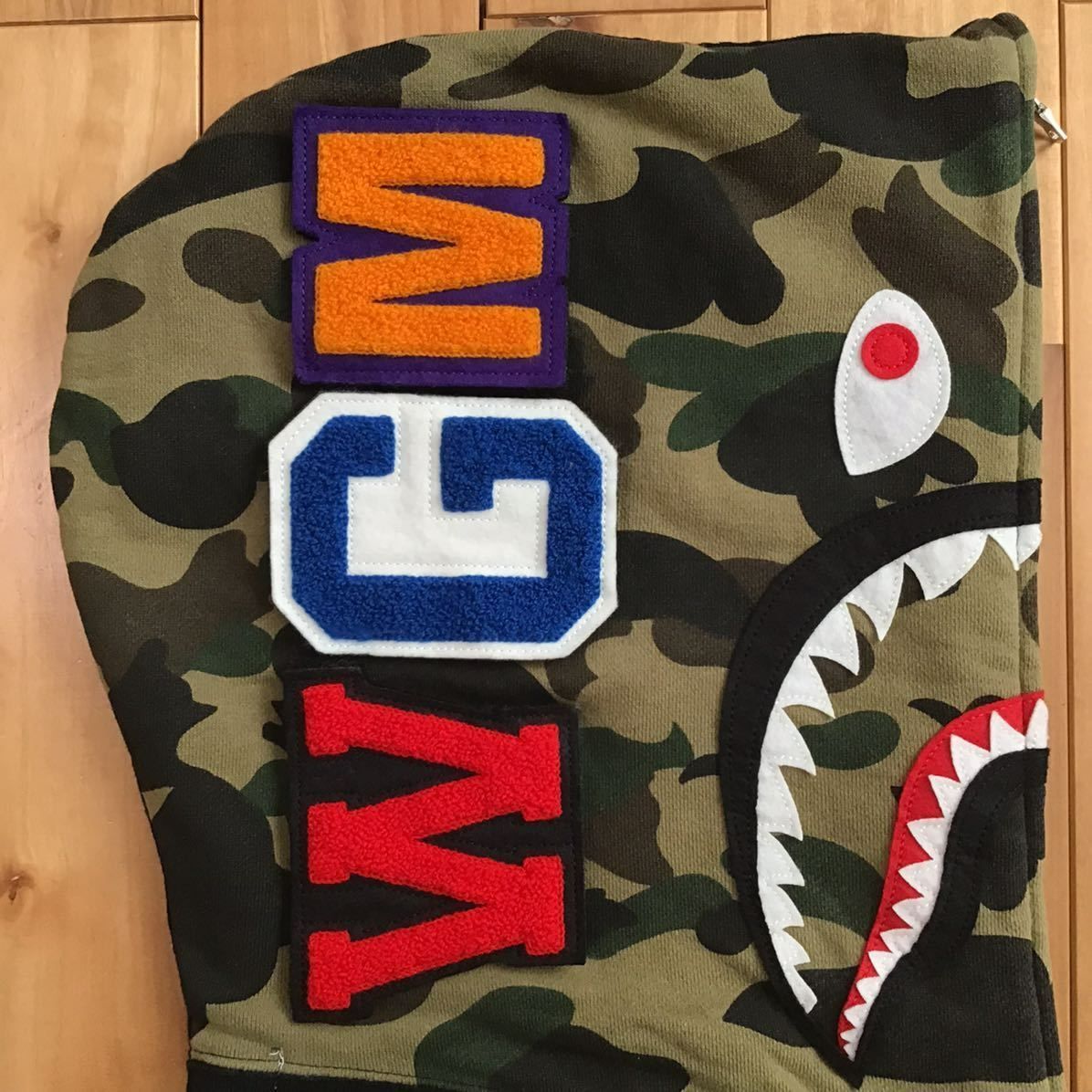 1st camo green × black 袖切り替え シャーク パーカー Mサイズ shark