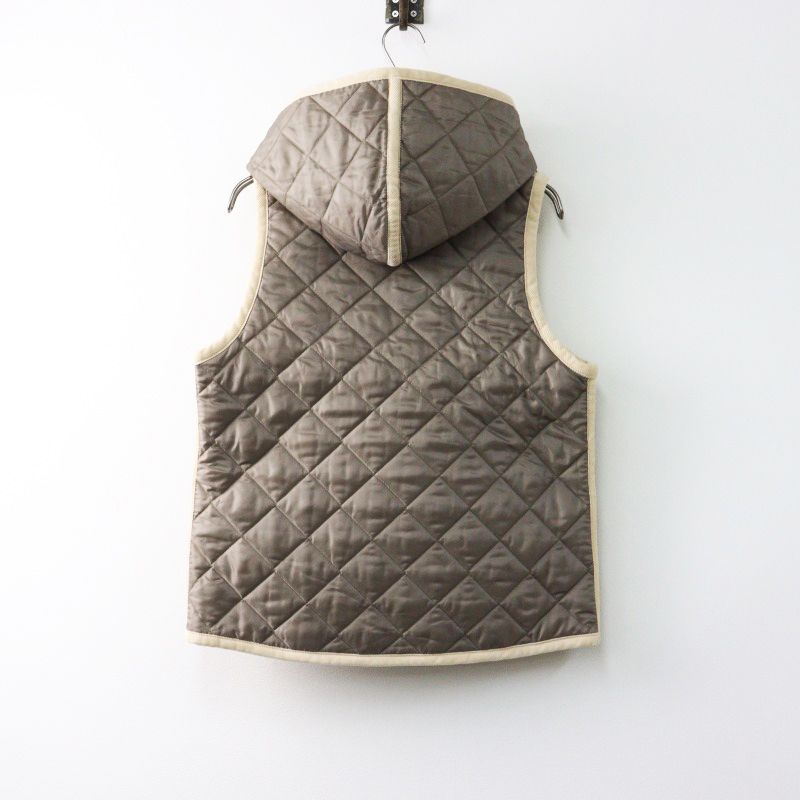 美品♡ LAVENHAM ラベンハム　キルティング　ベスト　ベージュ　フード ラベンハム LAVENHAM 裏地リバティ フードキルティングベスト 40