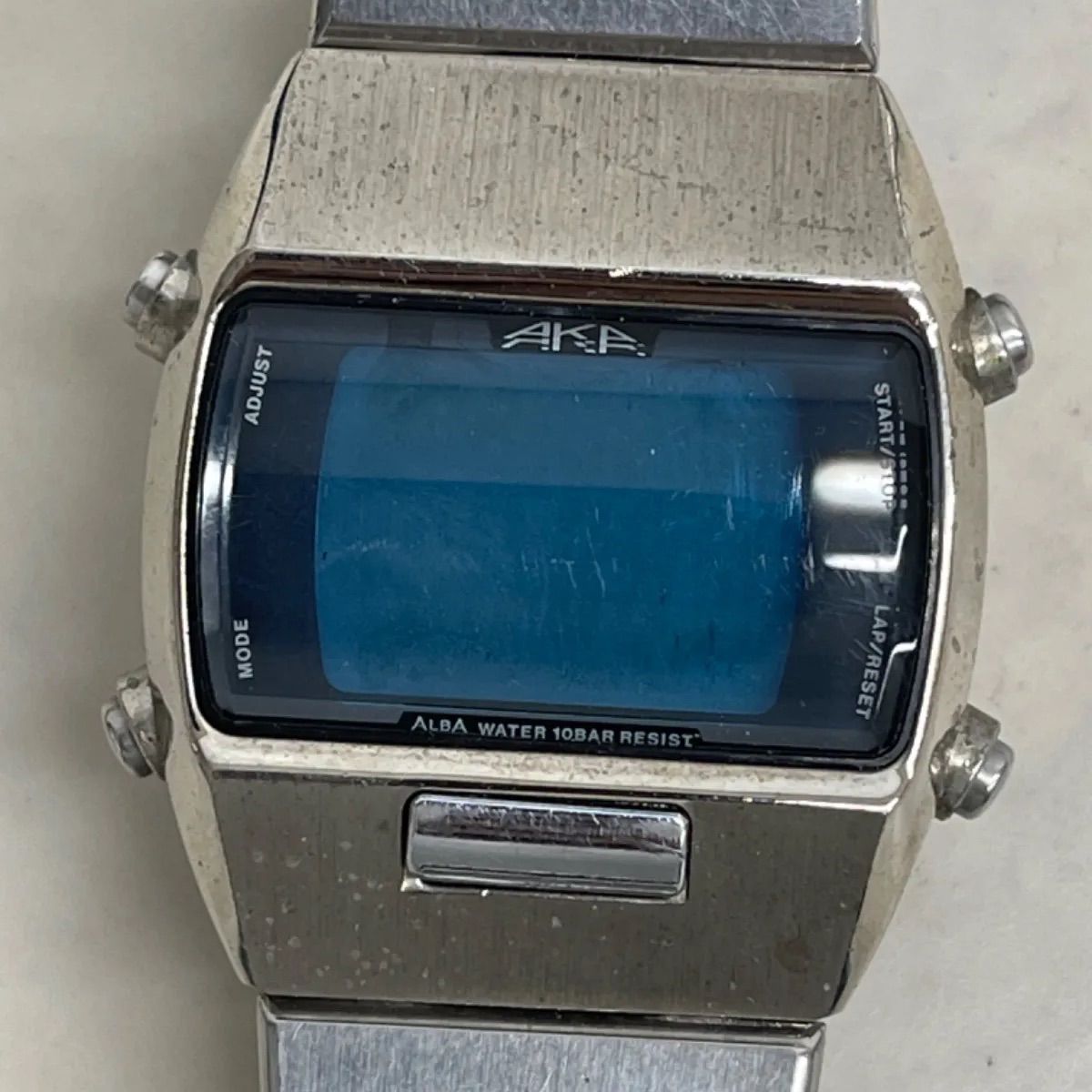 R758 中古品アルバ　W620-4130