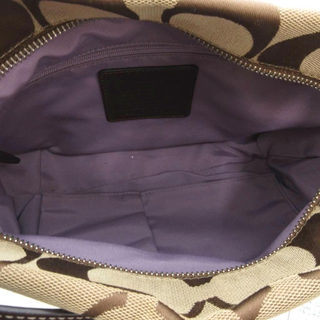 シグネチャー ロゴ