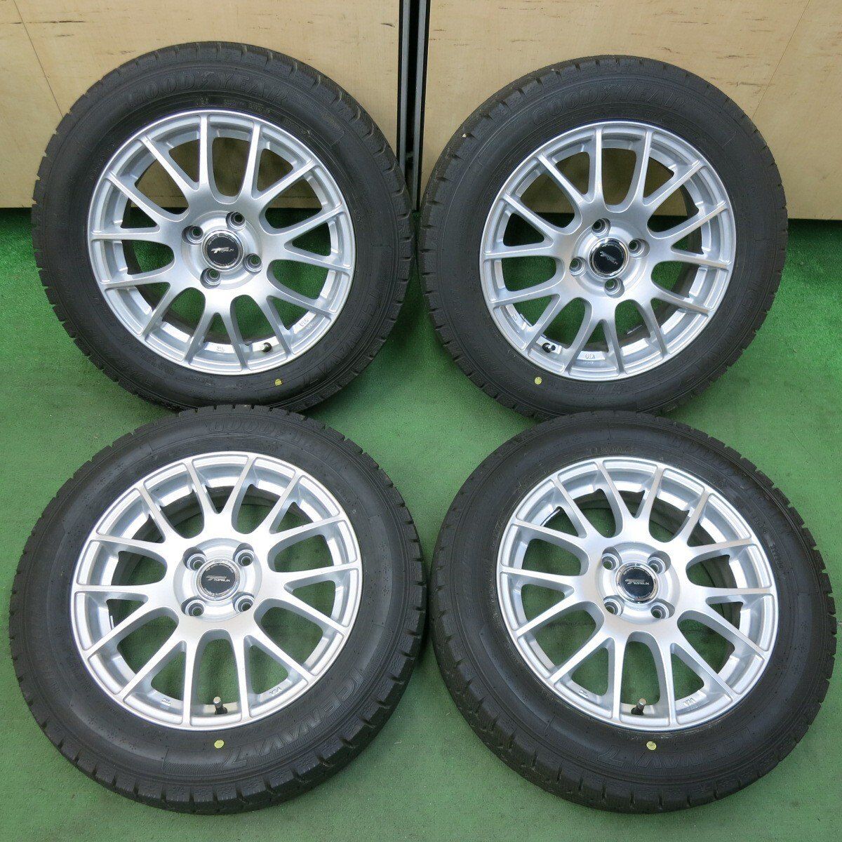 超バリ溝 24年 ほぼ10分 スタッドレス 185 60R15 グッドイヤー アイスナビ7 TOPRUN トップラン 15インチ PCD100 4H 5032511SYス