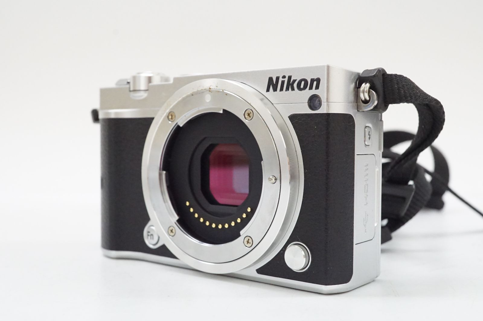 Nikon 1 J5 ダブルレンズキット シルバー Nikon Nikon 1 J5 ダブル