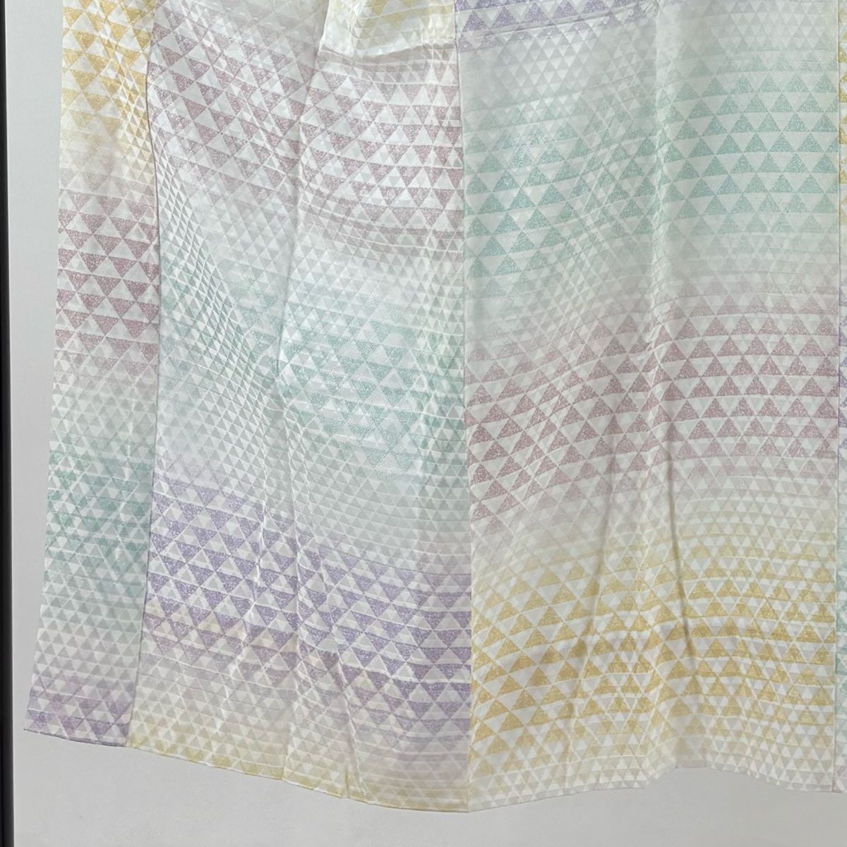 長襦袢 身丈137cm 裄丈69cm L 鱗 地紋 白 正絹 秀品