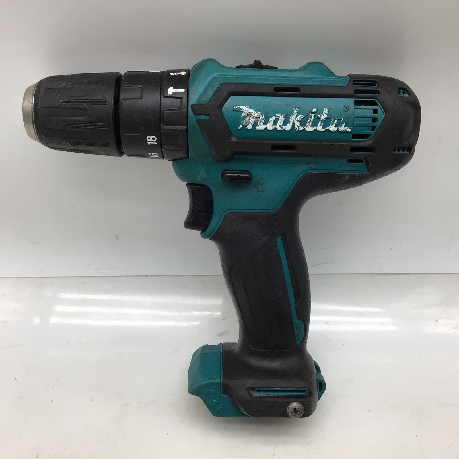 品 Makita|マキタ 充電式震動ドライバドリル 1.5Ah バッテリー 充電器 ケース付 HP331DSHX ITDRS285AOCG エコツール知立店 M02