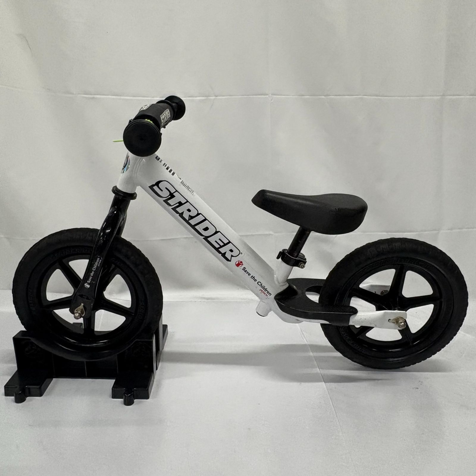 限定カラー STRIDER 12 ストライダー ST-J4 save the children