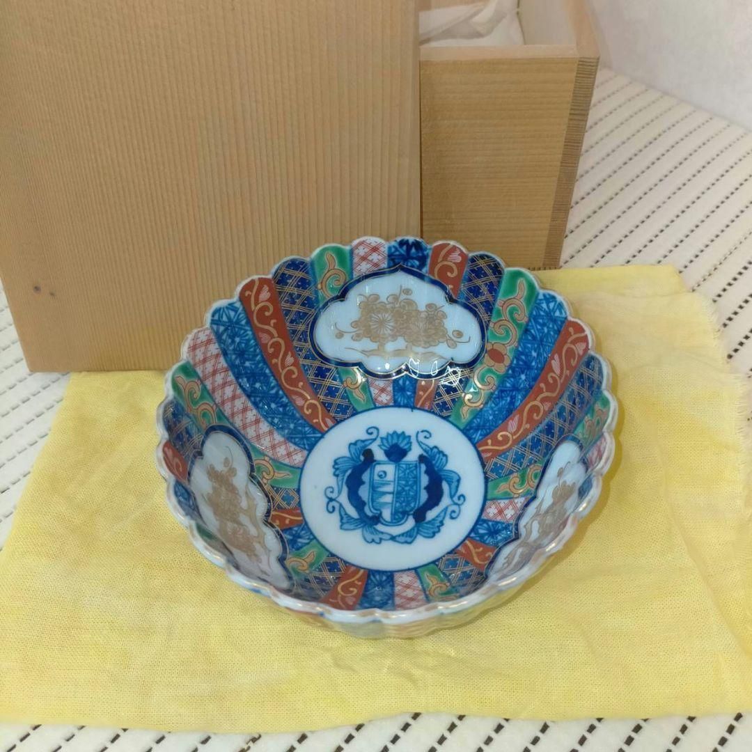 大聖寺伊万里 菊形色絵染錦 向付 古伊万里 骨董 角福 金襴手 紋章文 藍錦 大聖寺伊万里 菊形色絵染錦 向付 古伊万里 骨董 角福 金襴手