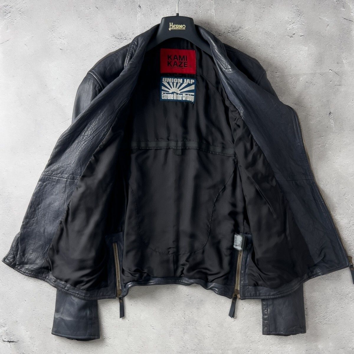 極美品✨コムサイズム ライダースジャケット ダブルジップ 羊革 黒