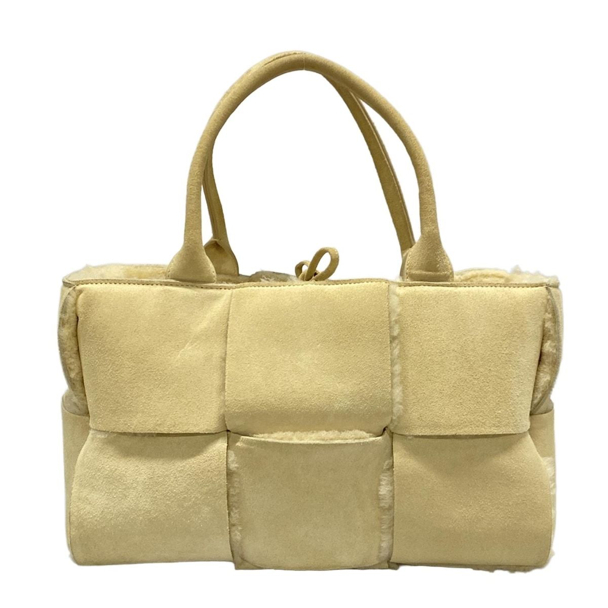 ✨極美品✨Bottega Veneta ショルダーバッグ ムートン アルコ 黒