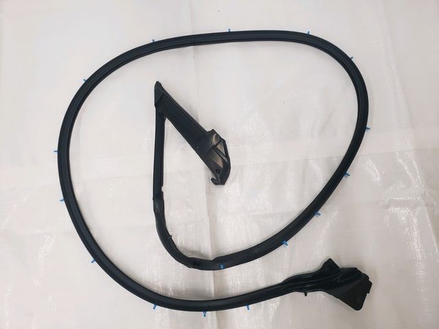 ☆新品 日産 R34 BNR34 ER34 スカイライン 2ドア 純正 フロントドア