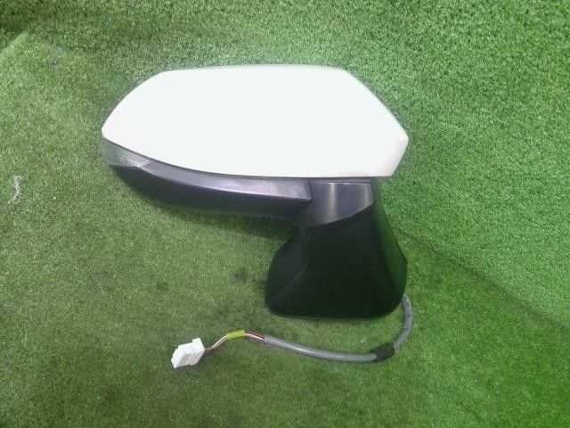 シエンタ 6AA-MXPL10G 右 ドア サイド ミラー ハイブリッドZ 5人 M15A-FXE 070 87910-52M30