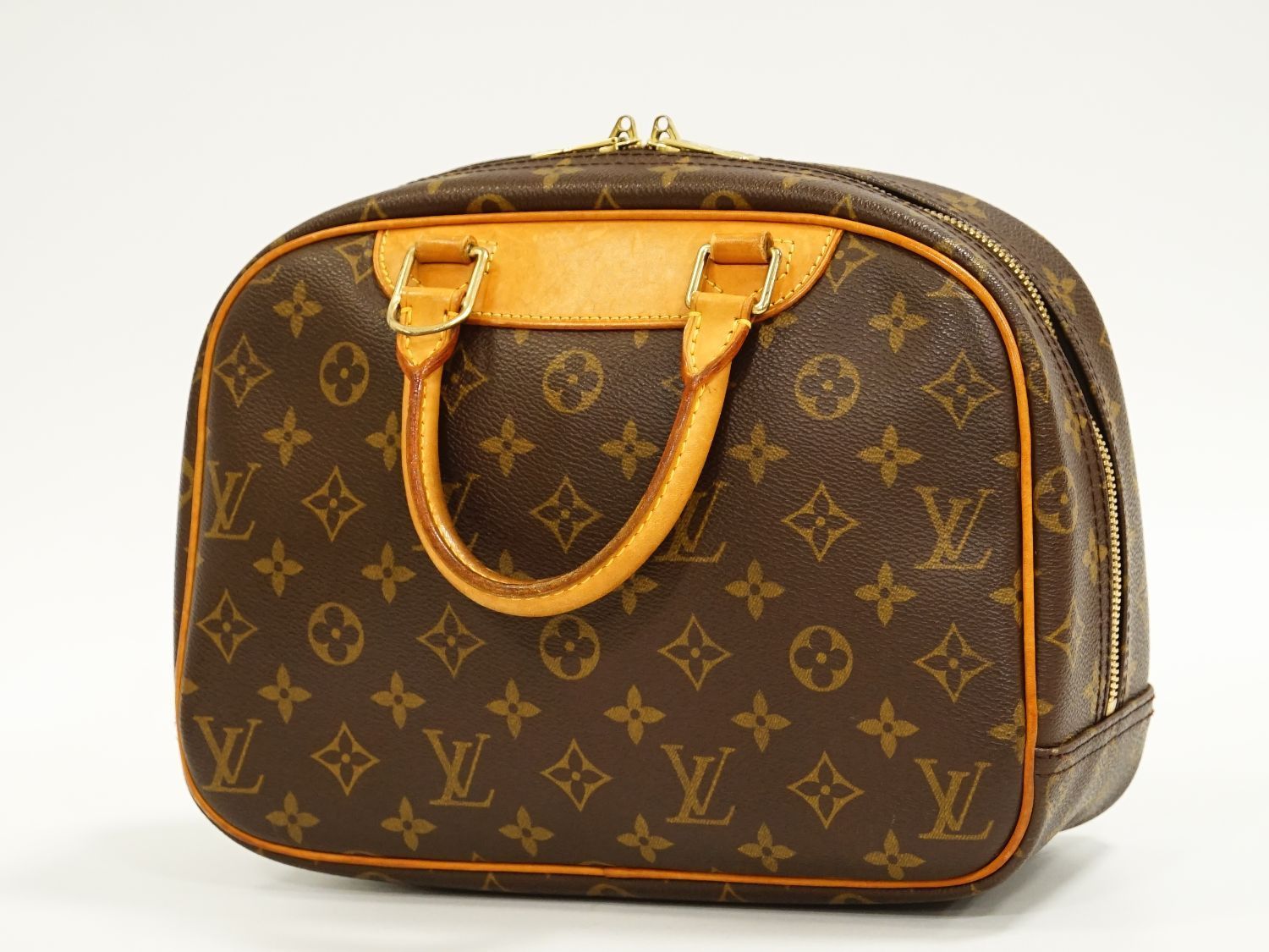 本物 ルイヴィトン LOUIS VUITTON LV トゥルーヴィル モノグラム