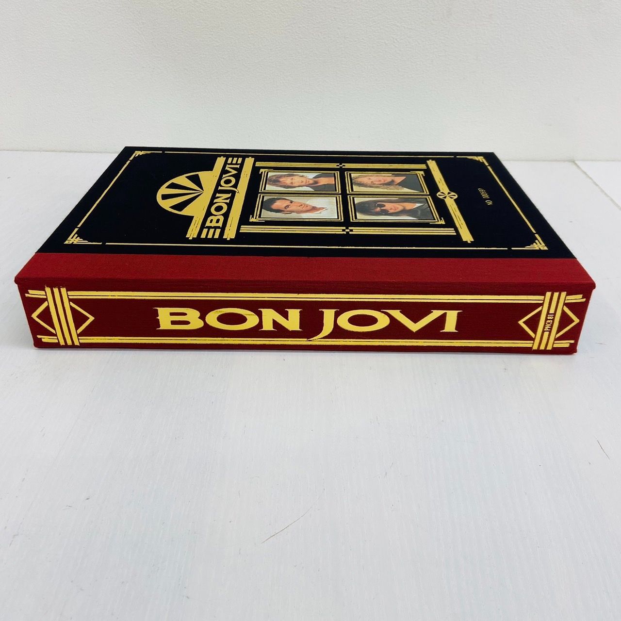 BON JOVI 1996 COLLECTORS BOX ボン・ジョヴィ 限定5000部】BON JOVI Japan Tour 1996 COLLECTORS BOX ボン