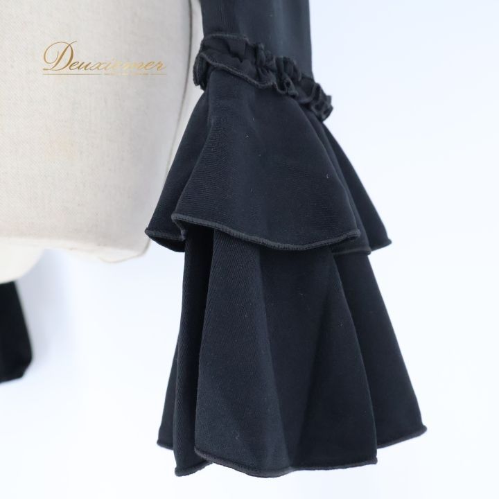 フリルブラウス ブラックトップス