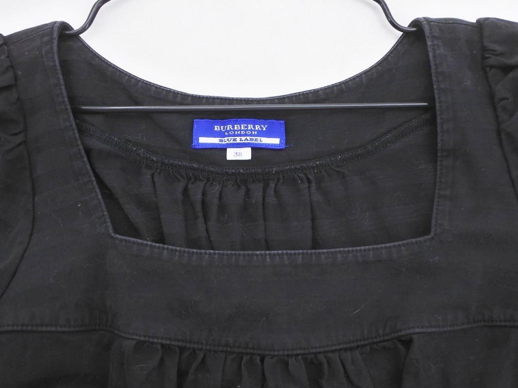 美品✨BURBERRY BLUE LABEL  ナポレオン　38 黒　プリーツ BURBERRY BLUE LABEL バーバリーブルーレーベル ベルト付き