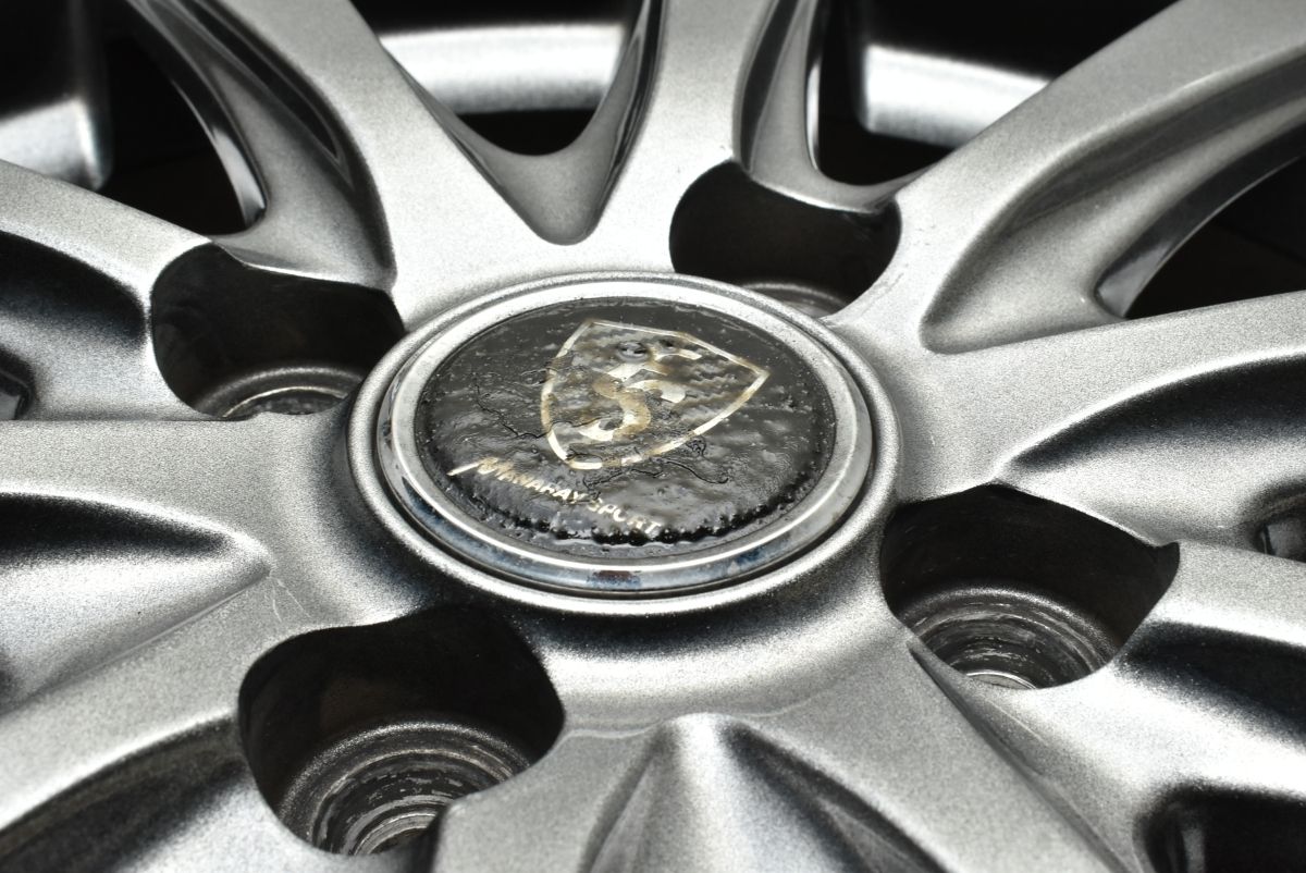 フィールダー アクア