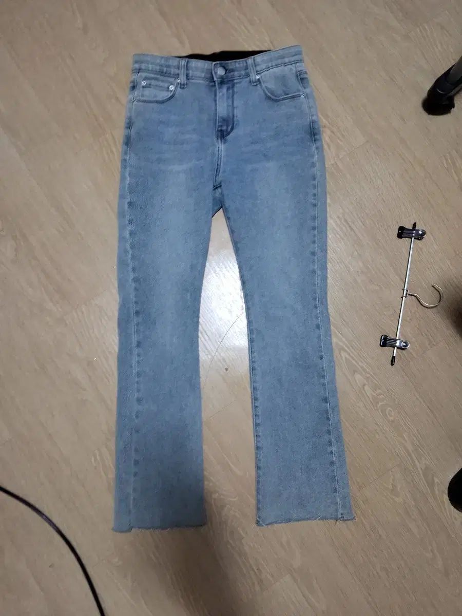 ライトブルー ブーツカット デニム ズボン 55サイズ