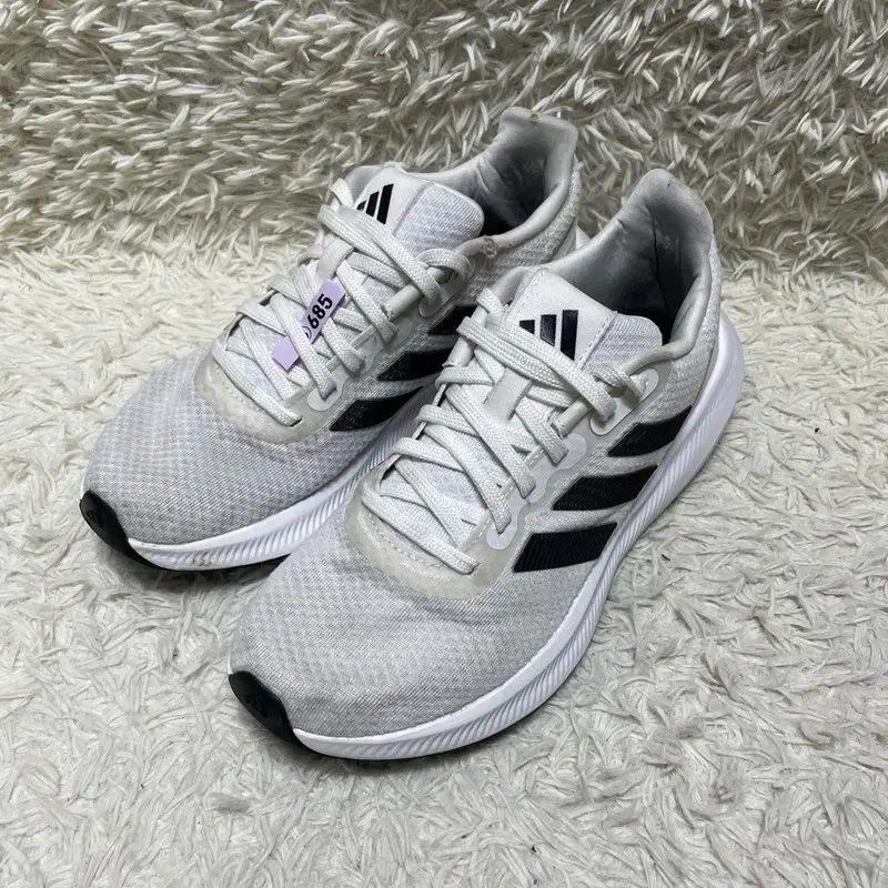 240 ADIDAS SNEAKERS adidas(アディダス) スニーカー/一般 スニーカー
