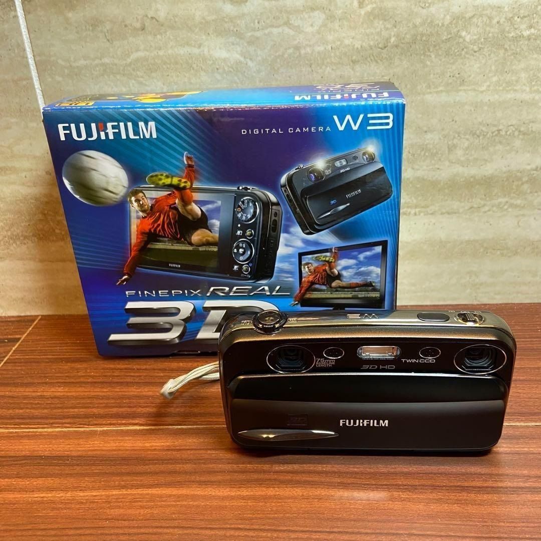 Fujifilm FinePix Real 3D W3 デジカメ 3815 - メルカリ