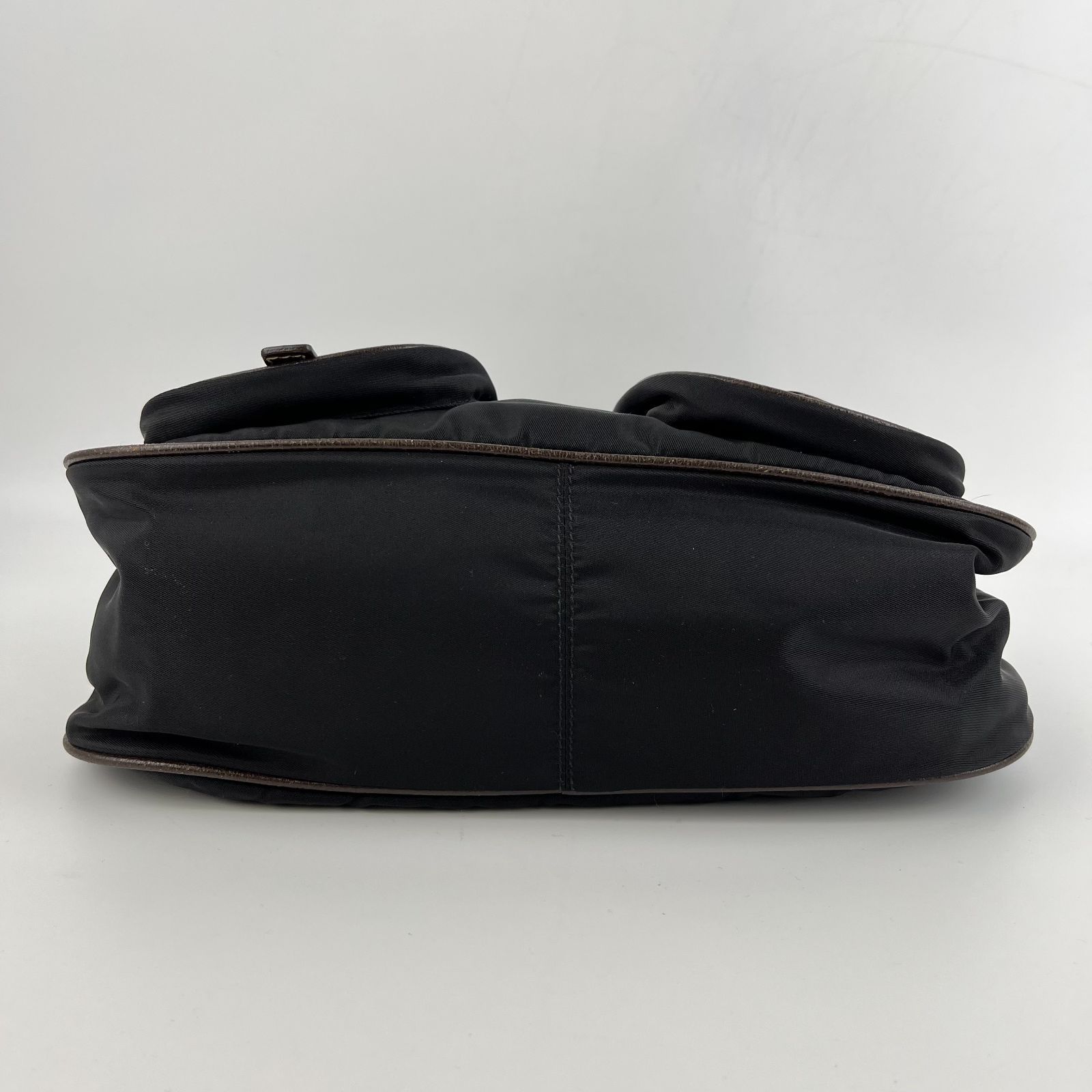 PRADA プラダ ショルダーバッグ 肩掛け ナイロン ブラック レディース  