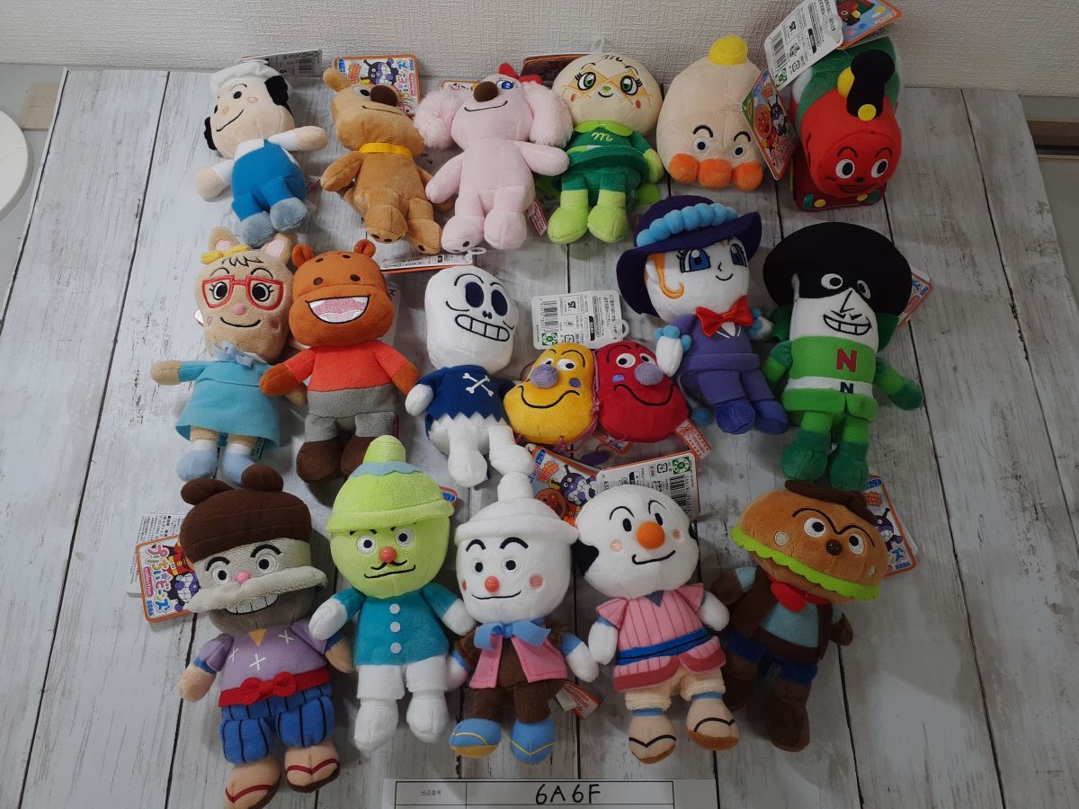 キティ ウインク ストラップ付きマスコット ギンガムチェック