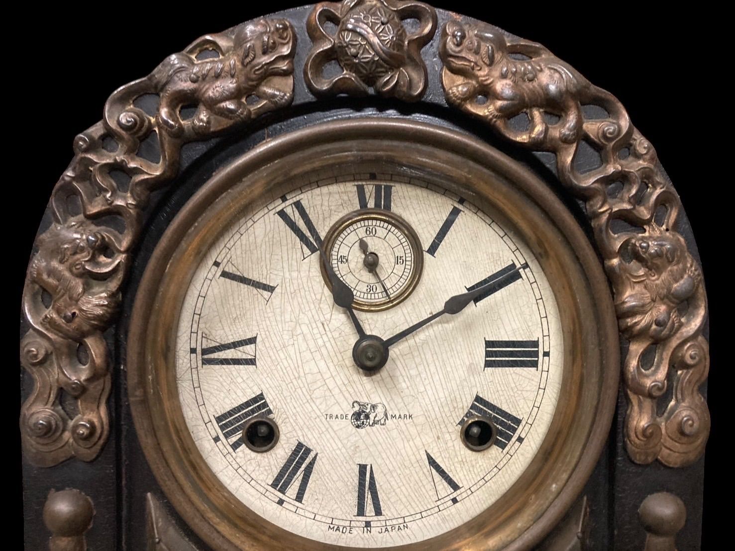 昔の回転炬燵 六角形 アンティーク 火鉢 木枠 暖炉 囲炉裏 冬の