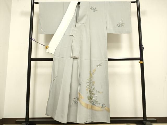 平和屋着物●本場大島紬　白大島　9マルキ　露芝舞花文　正絹　逸品　CAAU1652yc 平和屋着物○本場大島紬 白大島 9マルキ 露芝舞花文 正絹 逸品