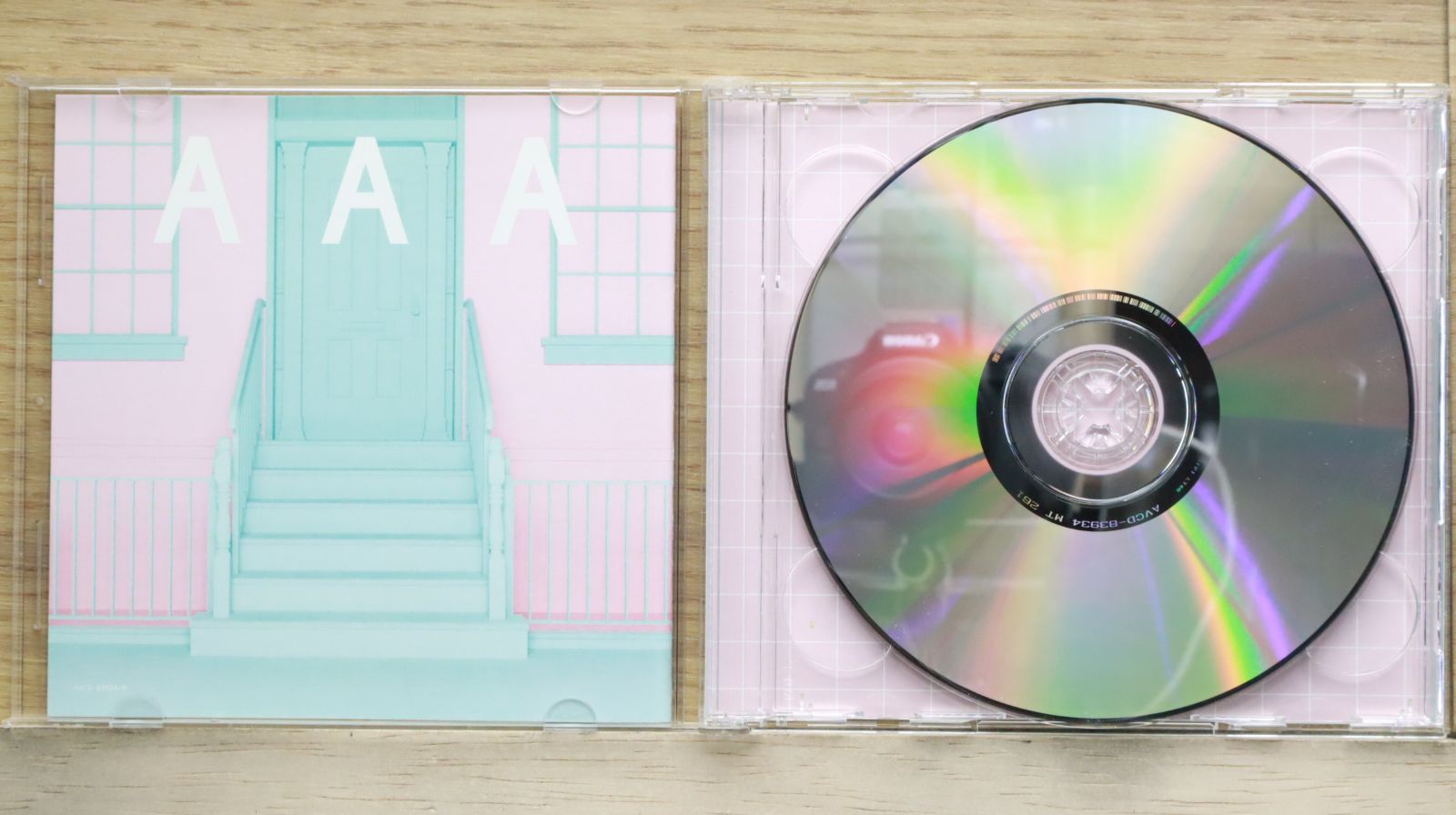 2025-25 秋冬新作  ハイブランドの 国内盤CD☆トリプルエー/AAA□ 【AVCD83934B LIFE(DVD付) 邦楽