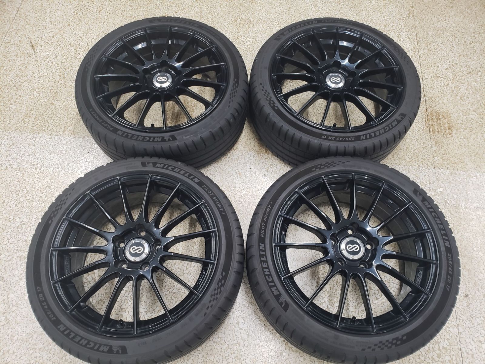 ◎ ENKEI RS05 サイズ 17in 7j 45 114.3|5H 新同溝 ミシュランパイロットスポーツ205|45R17 CR-Z NCロードスター スイフト