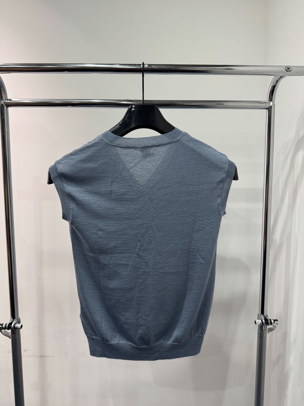 HERMES エルメス カシミヤ ロゴ刺繍 ニットベスト カシミア トップス