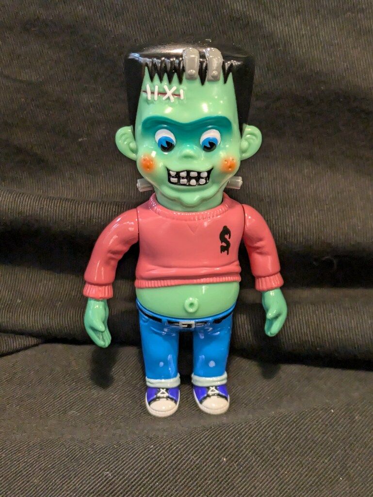 HOW2WORK Knuckle's Kustom Monster World HEAD LOCK STUDIO Sad Lil Frankie 黄緑/ピンク/青/黒