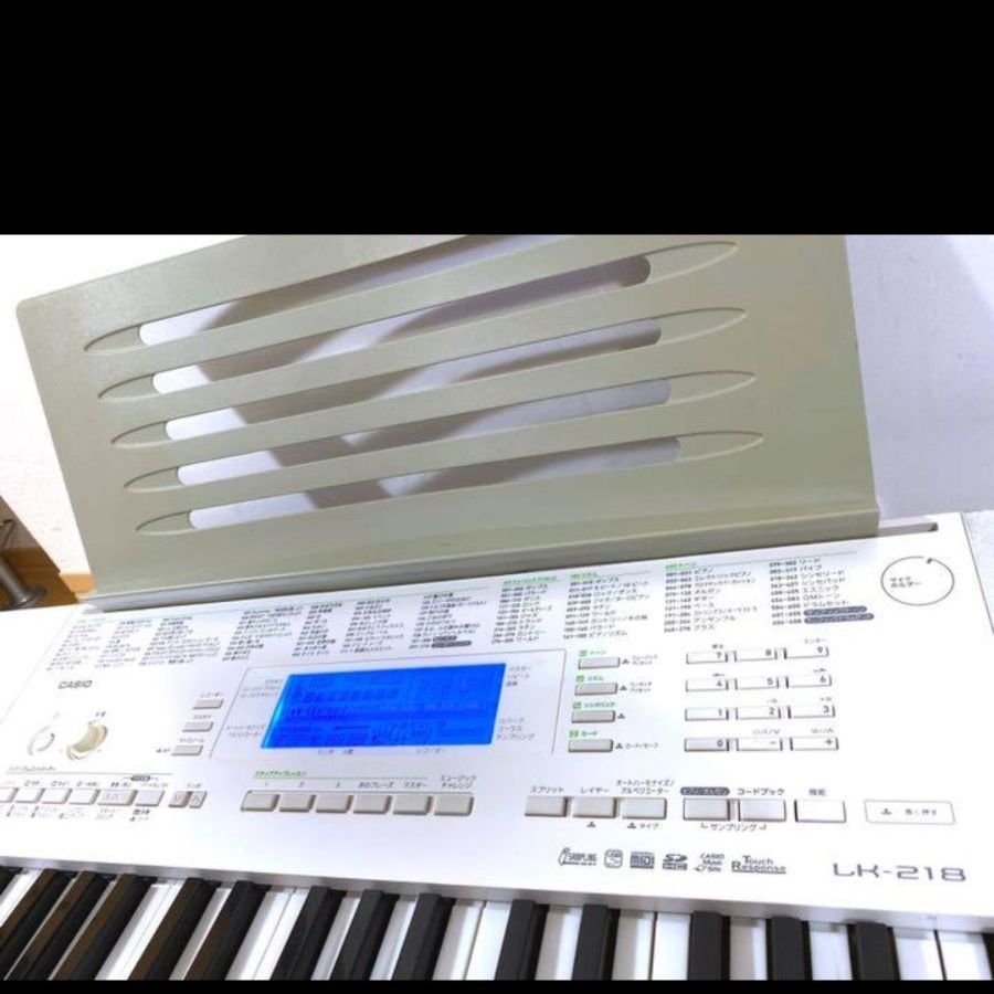 カシオ 電子ピアノ キーボード ナビゲーション機能: 光鍵盤機能 Lk-218