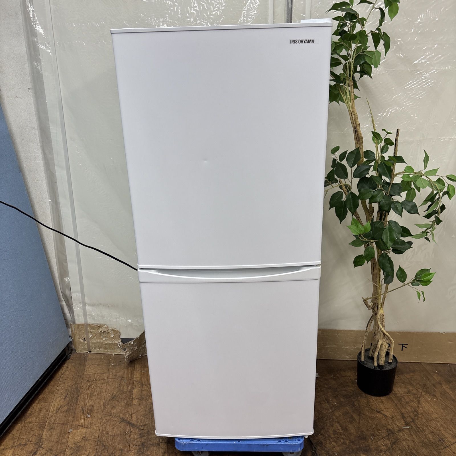 I731 名古屋市近郊配送設置無料 アイリスオーヤマ 冷蔵庫 142L 動作 済 クリーニング済
