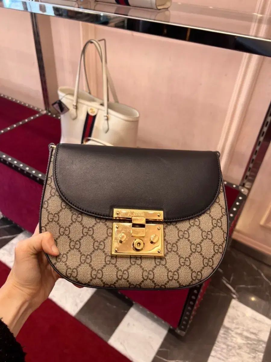 グッチ GG パドロック クロスバック