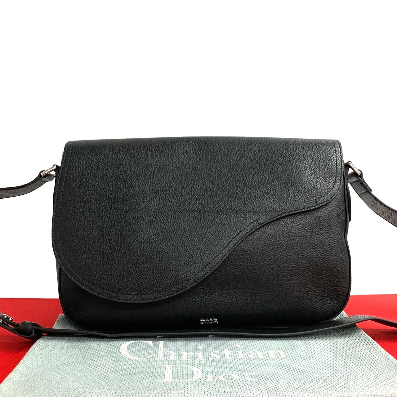 ほぼ未使用 Christian Dior クリスチャンディオール サドル ほぼ未使用 Christian Dior クリスチャンディオール サドル