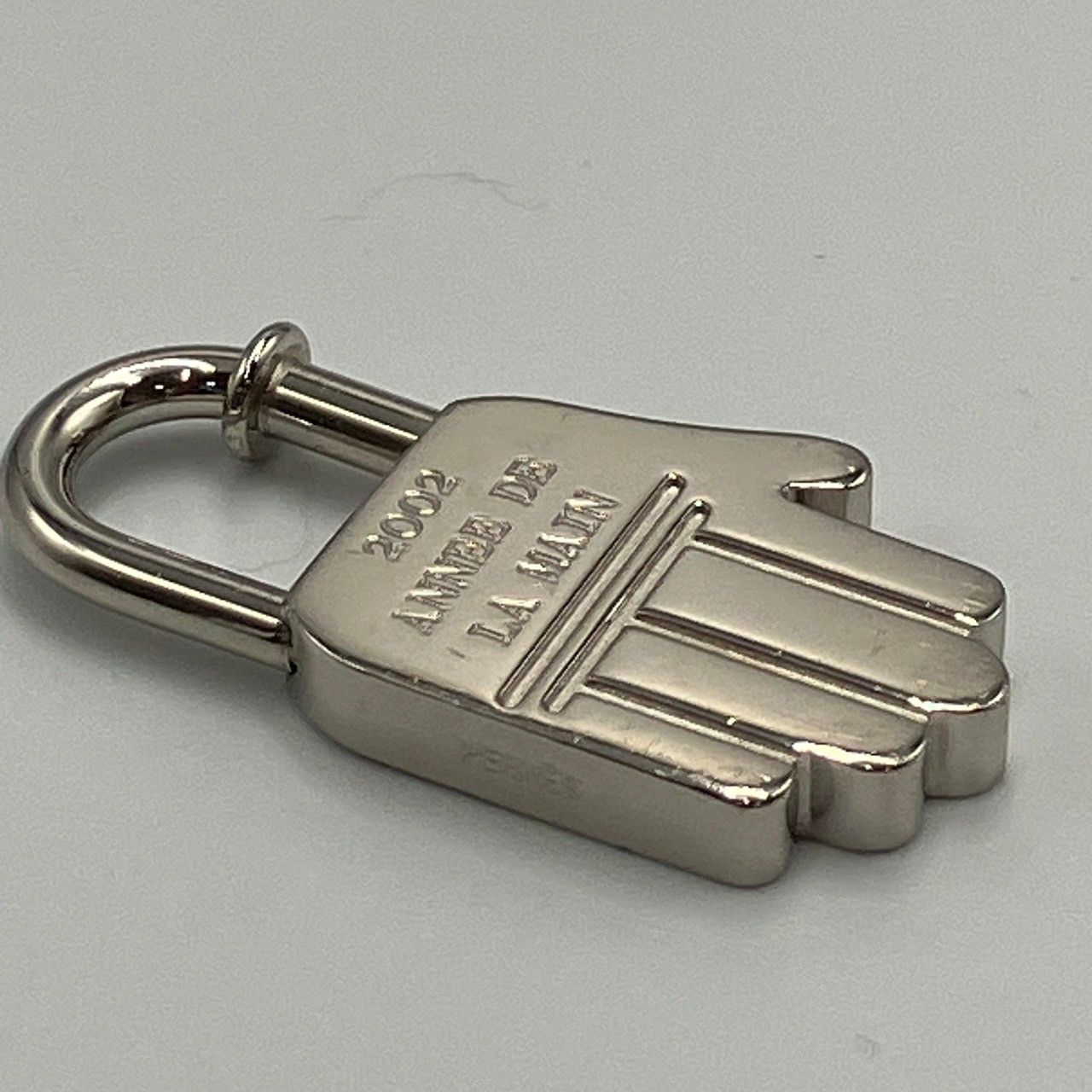 HERMES(エルメス )カデナ 2002年限定 ハンドモチーフ チャーム HERMES(エルメス )カデナ 2002年限定 ハンドモチーフ チャーム