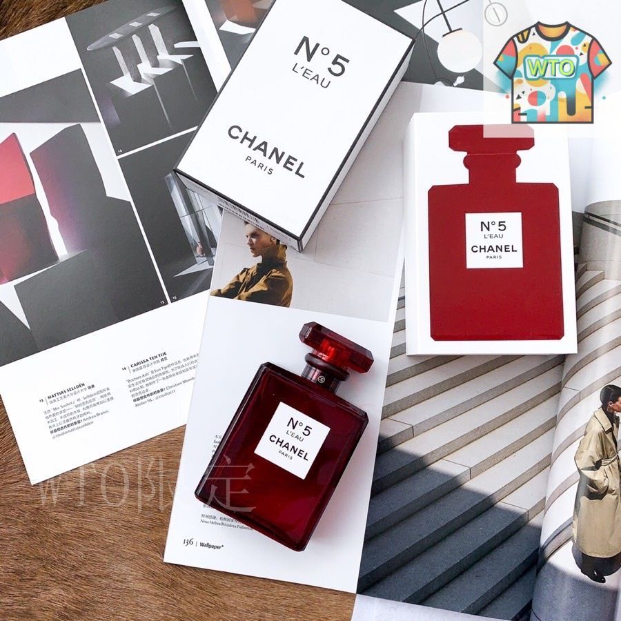 CHANEL No.5 クリスマス 限定 レッド 100ml リミテッド CHANEL No.5 クリスマス 限定 レッド 100ml リミテッド